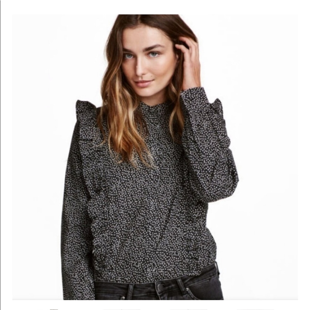 H&M FLORAL RUFFLE BLOUSE